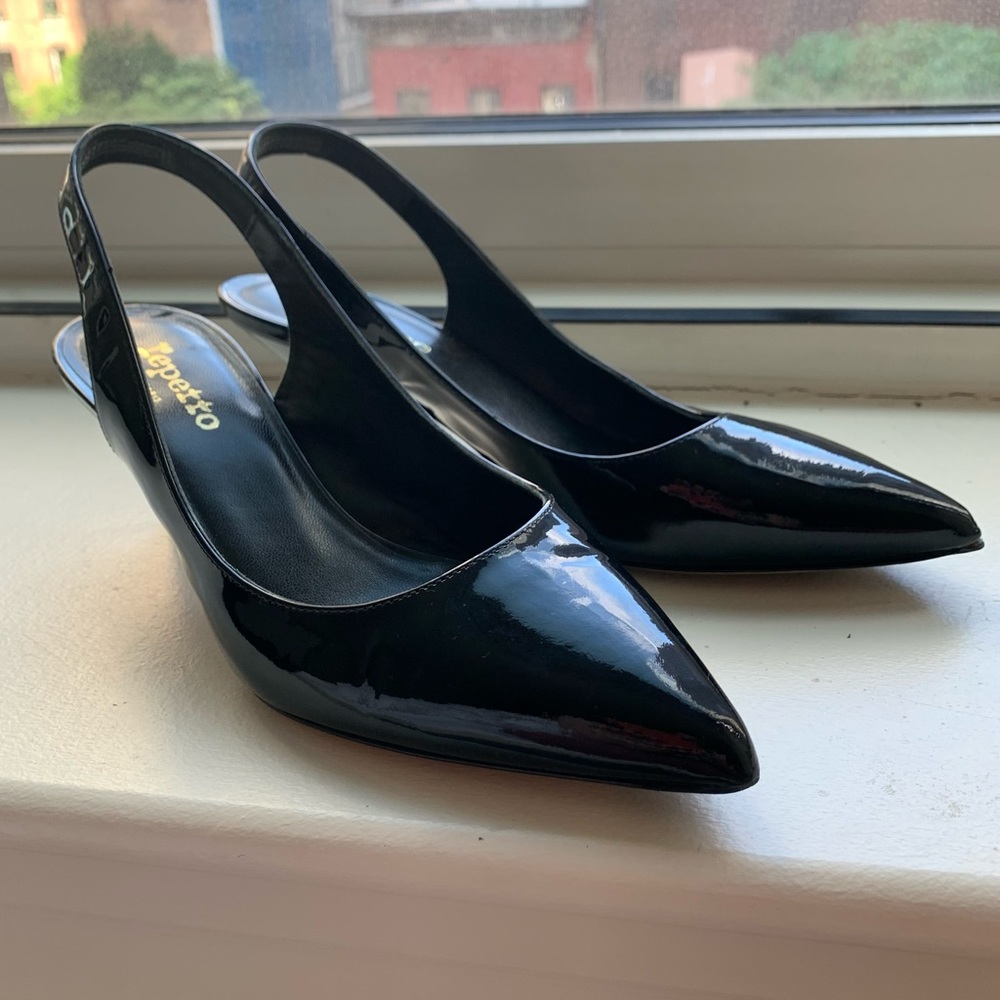 Repetto black patent leather slingback heels.